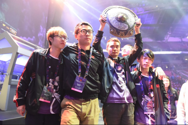 AJ天肥盖伦难偷家 XLB天命人翻江倒海 白云队逆转拿下姿态队